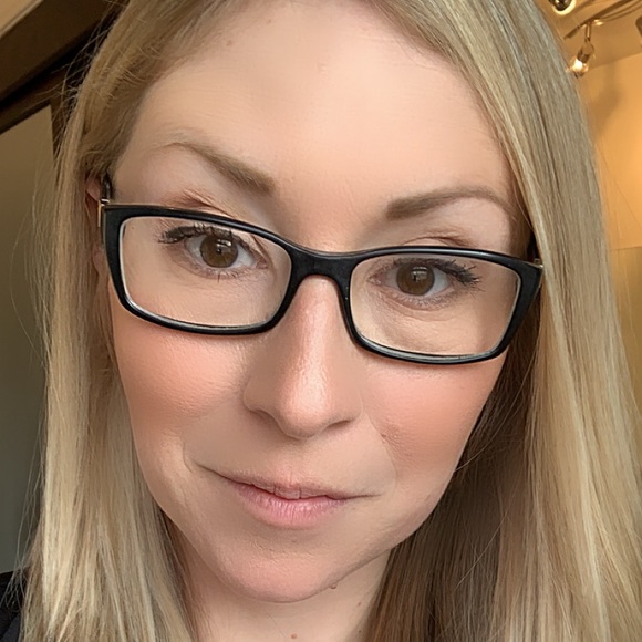 Meet your Posher, Rachel - Picture 1 of 1